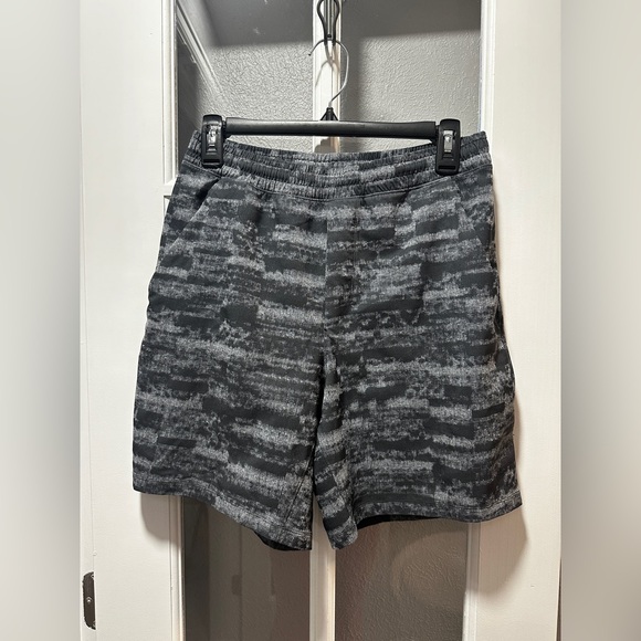 lululemon athletica Other - Lululemon Pace Breaker Short Hi Impact 9"